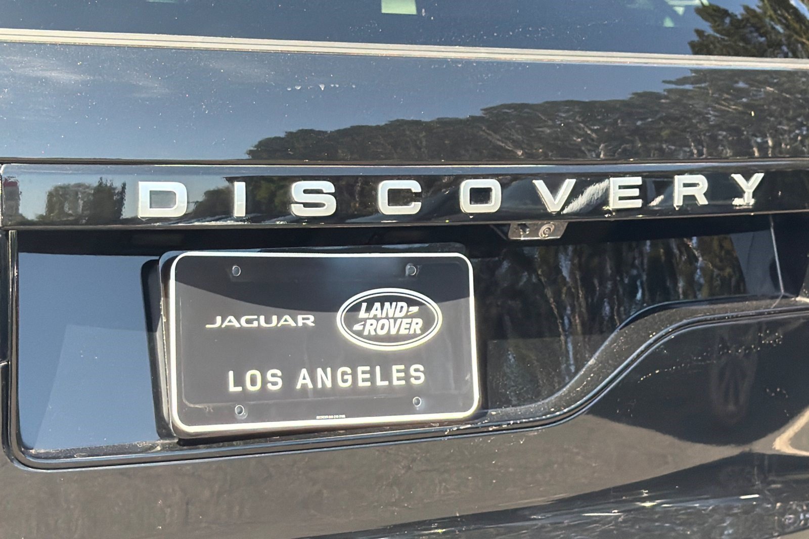 Certified 2025 Land Rover Discovery S AWD/4WD image 30