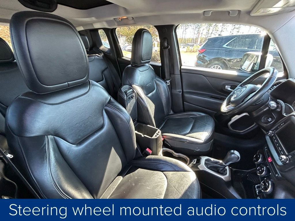Used 2017 Jeep Renegade Limited image 27