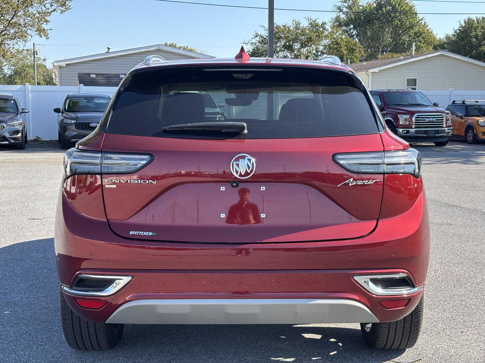 Used 2023 Buick Envision Avenir AWD/4WD image 8