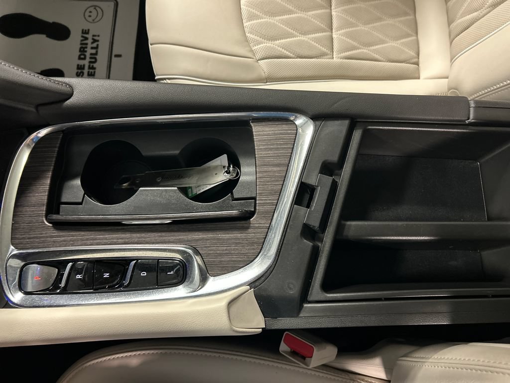 Used 2023 Buick Enclave Avenir w/ Avenir Technology Package FWD image 21