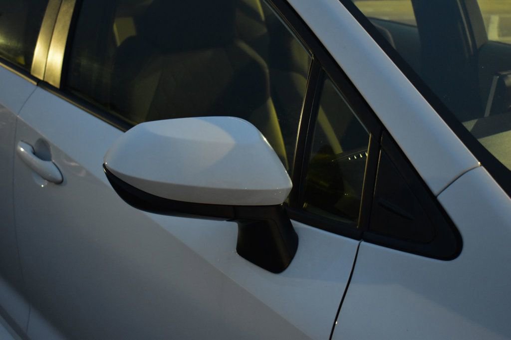 Used 2020 Toyota Corolla LE image 34