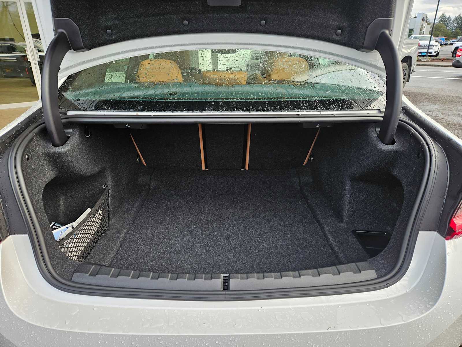 Used 2025 BMW 330i xDrive Sedan w/ Convenience Package image 18