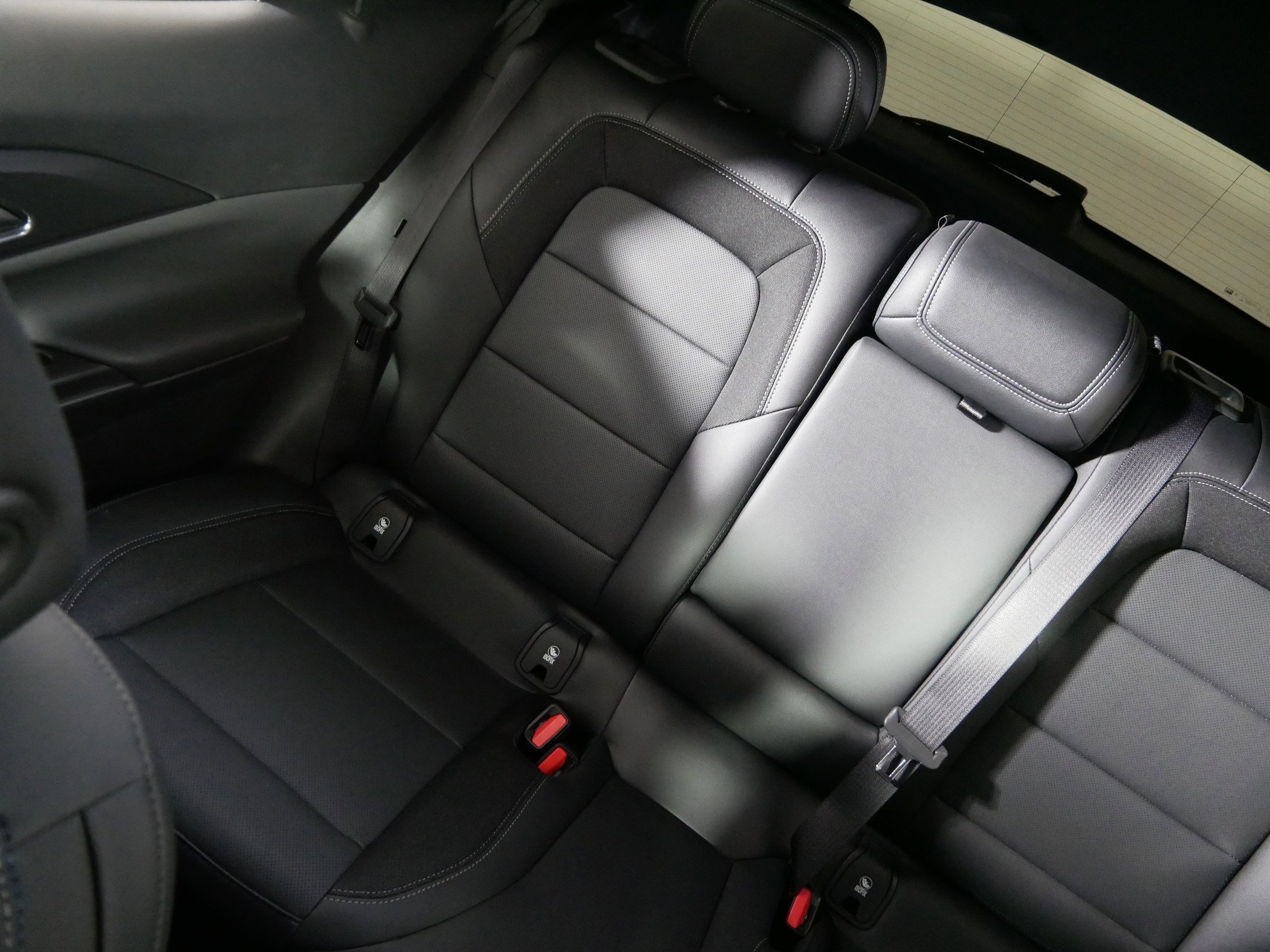 Used 2024 Chevrolet Equinox EV LT AWD/4WD image 12