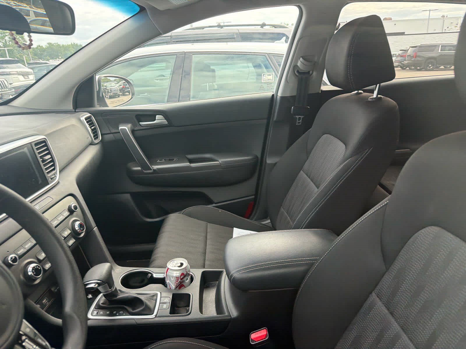 Used 2020 Kia Sportage LX FWD image 11