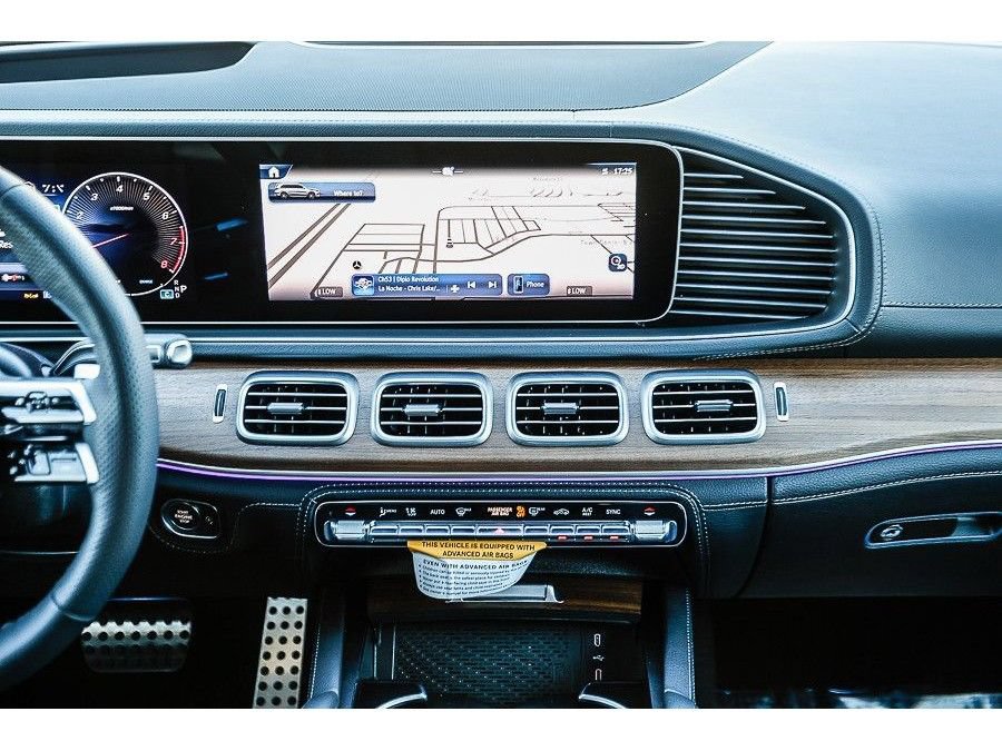 New 2026 Mercedes-Benz GLS 580 4MATIC image 11