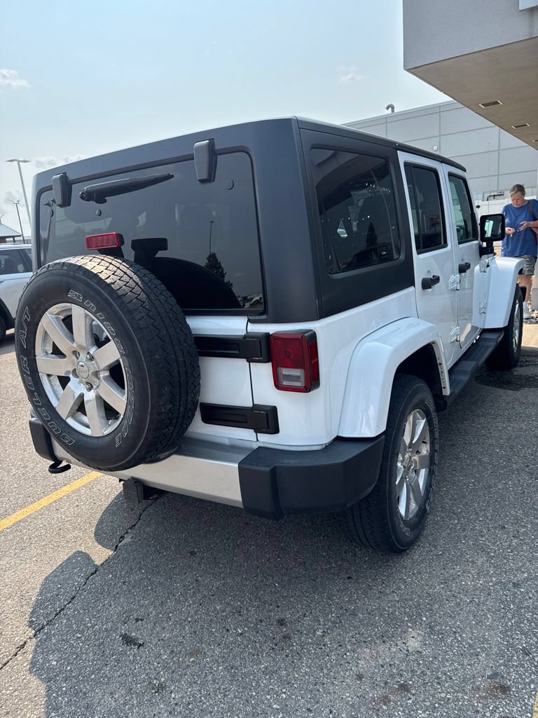 Used 2017 Jeep Wrangler Unlimited Sahara w/ Connectivity Group AWD/4WD video 2