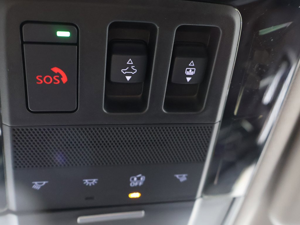 New 2025 Mitsubishi Outlander SE image 40