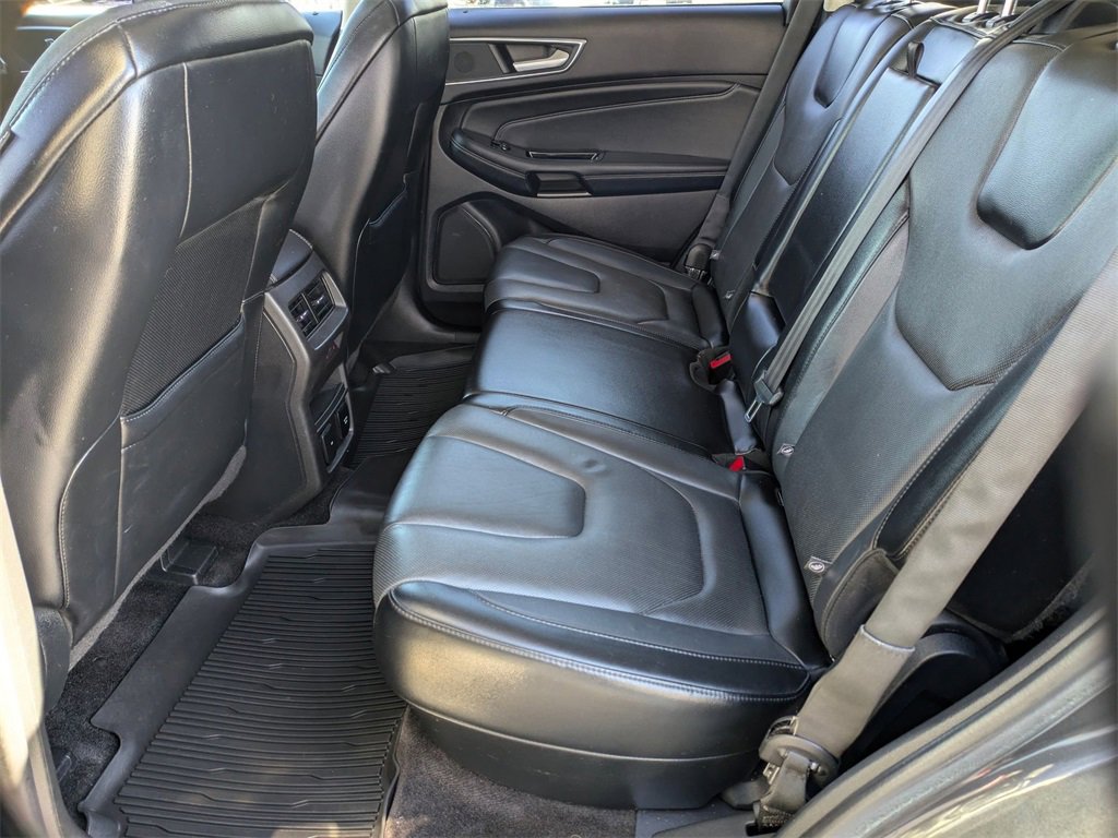 Used 2017 Ford Edge Titanium w/ Equipment Group 302A image 16