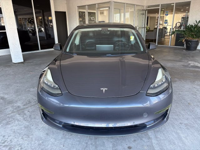 Used 2018 Tesla Model 3 Long Range RWD image 9