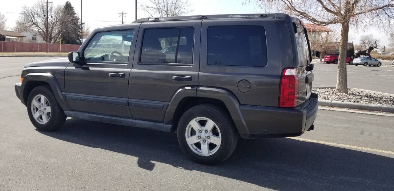 Used 2006 Jeep Commander 2WD image 3
