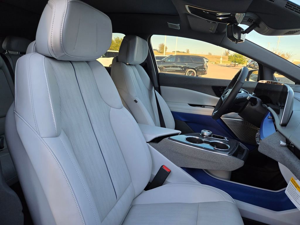 New 2026 Cadillac Optiq Sport 2 w/ LPO, Floor Liner Package image 29