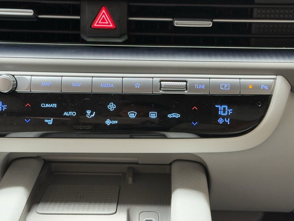 Certified 2025 Hyundai Ioniq 6 SEL image 22