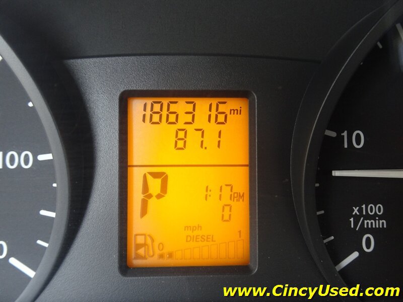 Used 2007 Dodge Sprinter 3500 RWD image 17