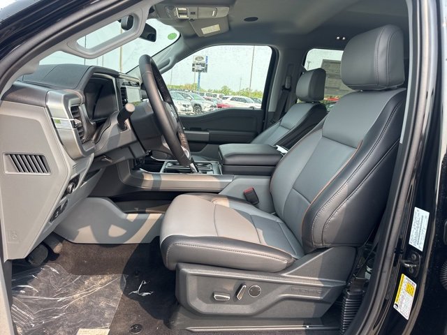 New 2025 Ford F150 Lariat w/ Equipment Group 502A High image 9