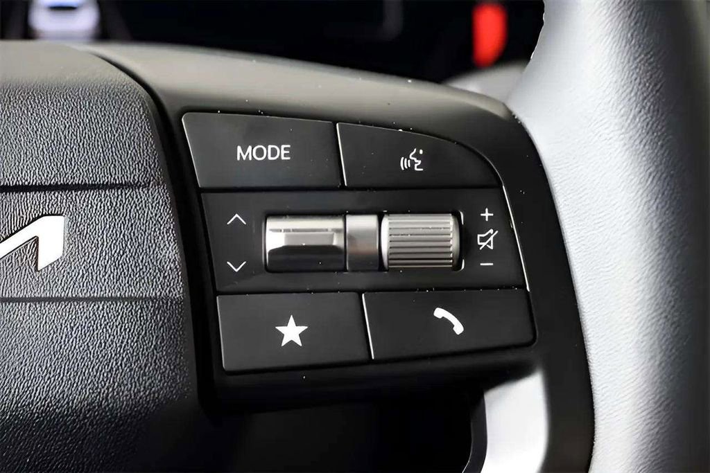 Certified 2025 Kia K4 EX FWD image 16