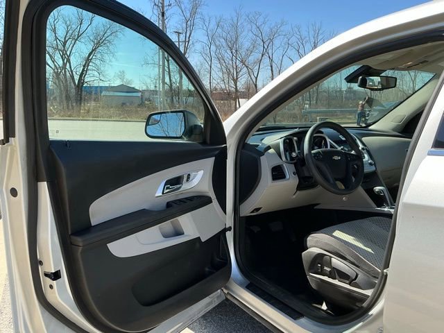 Used 2014 Chevrolet Equinox LS image 15