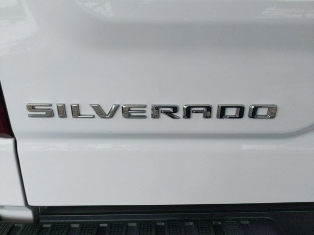 Used 2021 Chevrolet Silverado 1500 LTZ w/ LTZ Premium Package AWD/4WD image 8