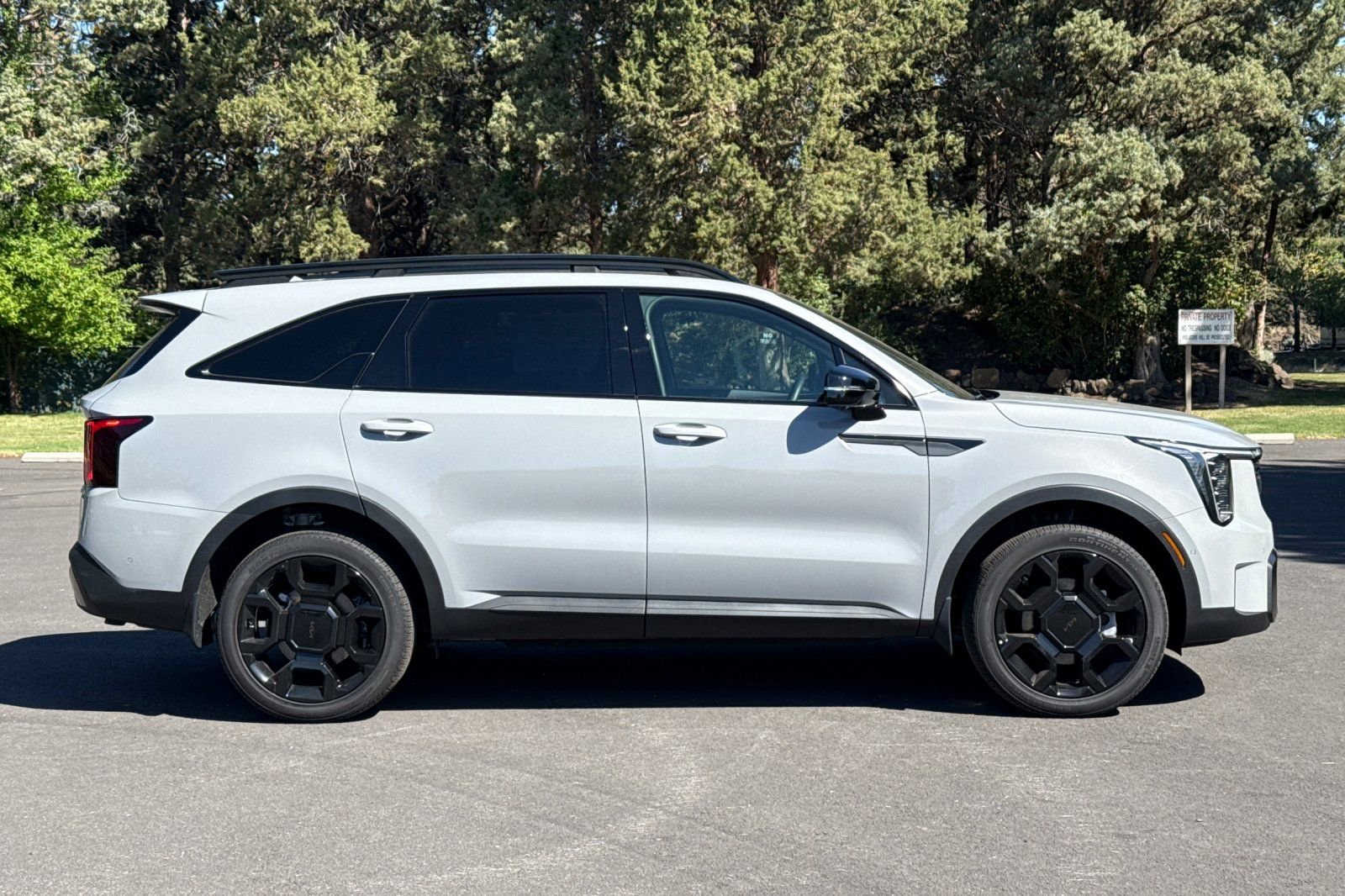 Used 2025 Kia Sorento SX Prestige AWD/4WD image 3