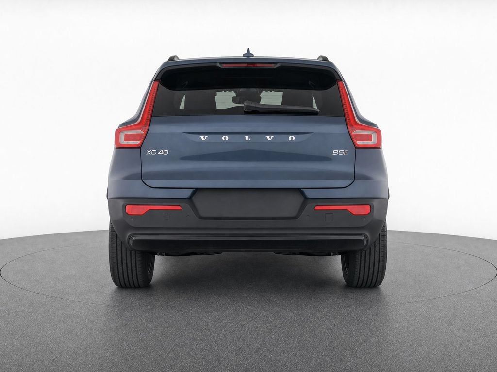 New 2026 Volvo XC40 B5 Ultra w/ Protection Package Premier AWD/4WD image 7