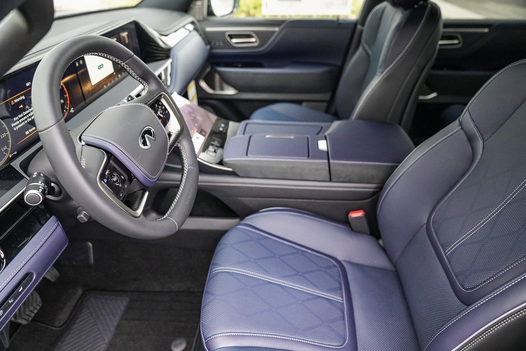 New 2026 INFINITI QX80 4WD w/ Sport Exterior Package image 18