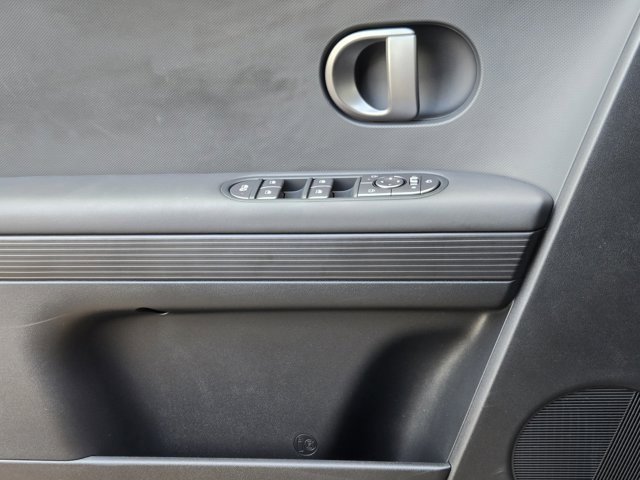 Certified 2025 Hyundai Ioniq 5 SEL image 23