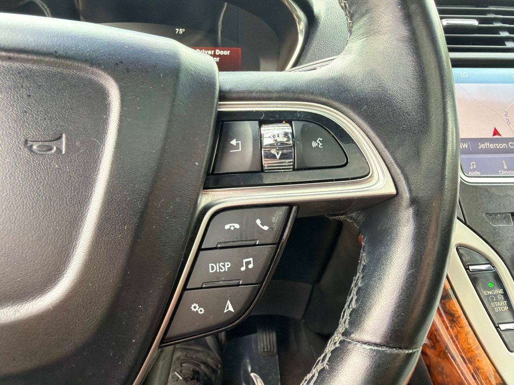 Used 2020 Lincoln Nautilus Reserve AWD/4WD image 28