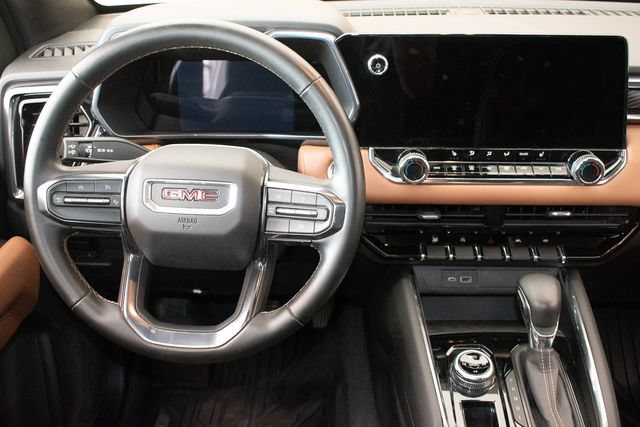 Used 2023 GMC Canyon AT4 AWD/4WD image 15