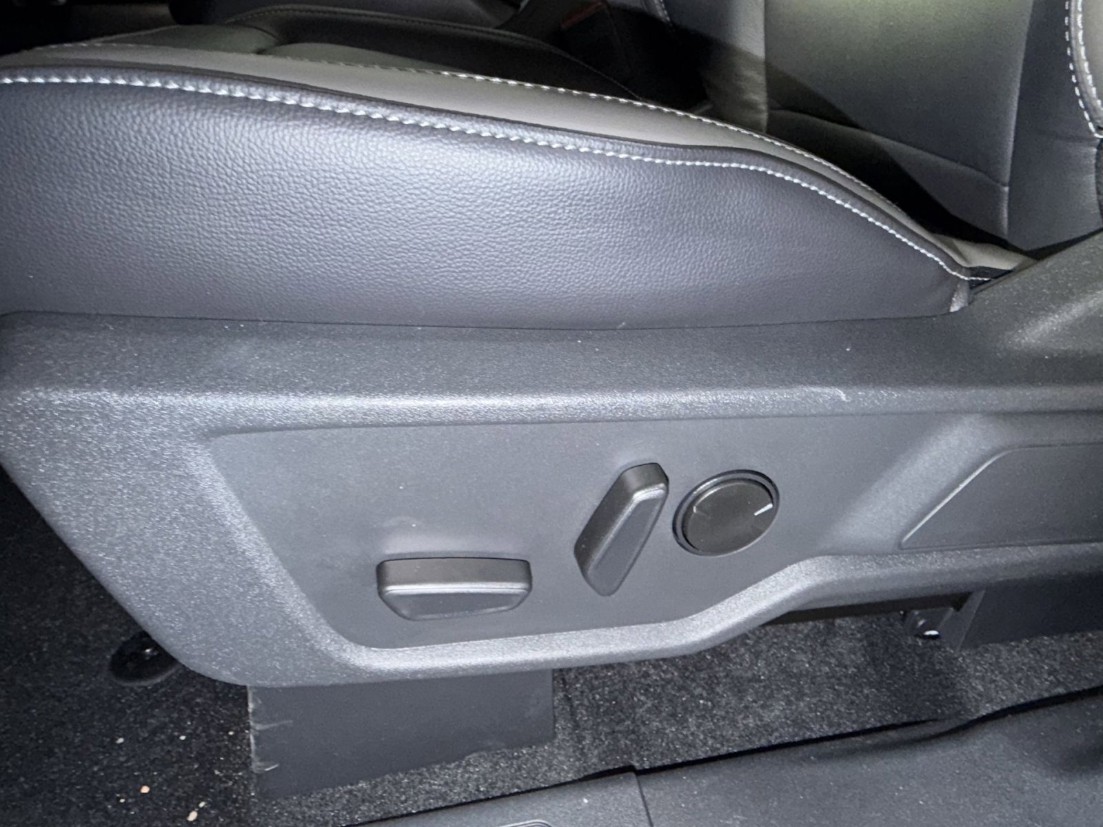 New 2026 Ford Bronco Outer Banks image 29