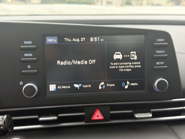 New 2026 Hyundai Elantra Hybrid FWD image 30