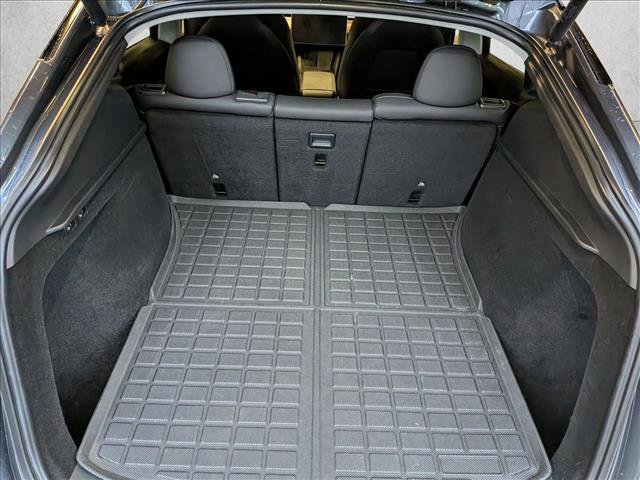 Used 2023 Tesla Model Y Long Range image 6