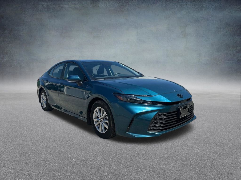 Used 2025 Toyota Camry LE w/ Convenience Package FWD image 9