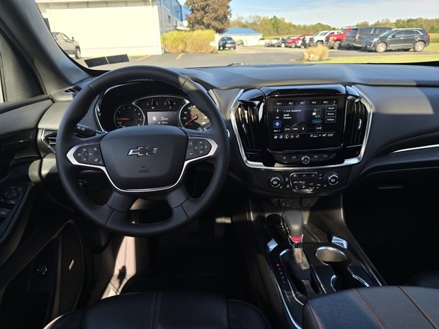 Used 2023 Chevrolet Traverse RS w/ LPO, Floor Liner Package image 29