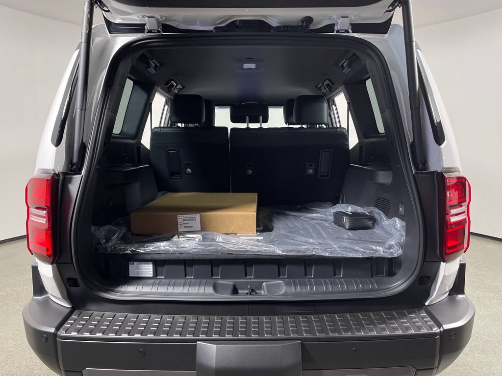 New 2027 Toyota Land Cruiser AWD/4WD image 10
