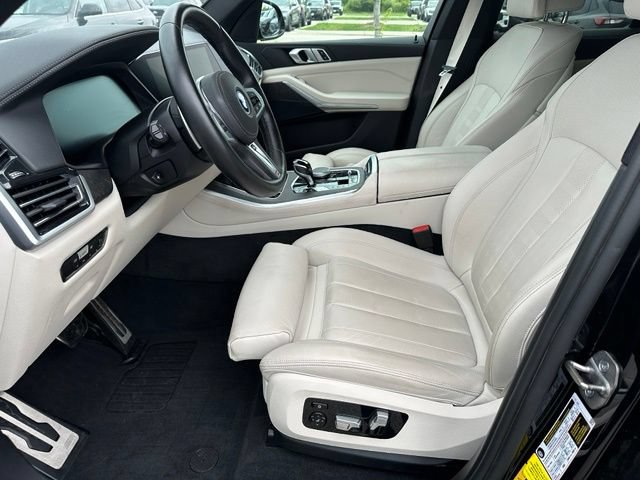 Used 2022 BMW X5 xDrive45e w/ M Sport Package AWD/4WD image 37