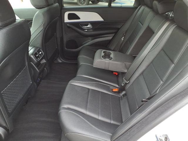 Certified 2025 Mercedes-Benz GLE 450e 4MATIC w/ Driver Assistance Package image 18