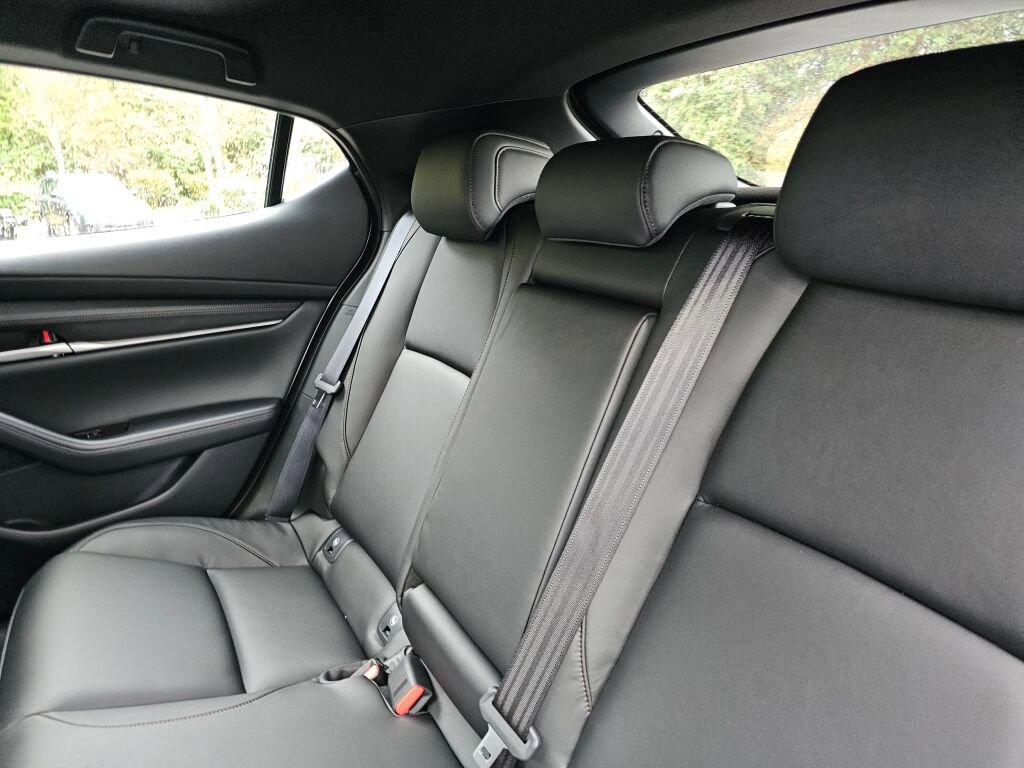 New 2026 MAZDA MAZDA3 s FWD image 23