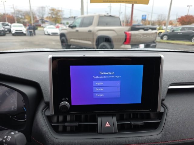 New 2025 Toyota RAV4 SE image 19