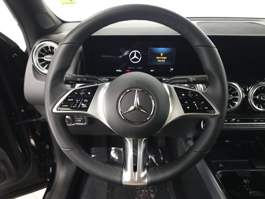 Certified 2026 Mercedes-Benz GLB 250 4MATIC image 11