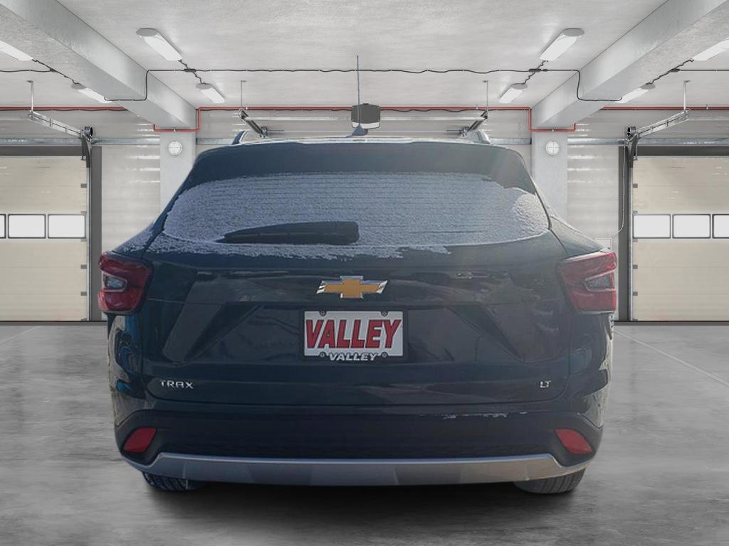 New 2026 Chevrolet Trax LT image 6