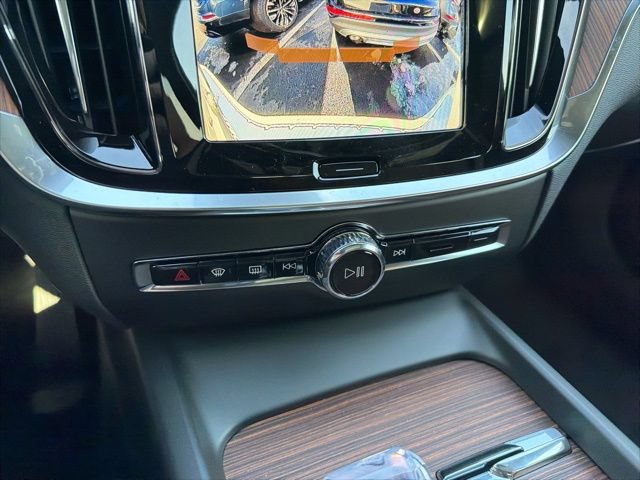 New 2026 Volvo V60 B5 Cross Country Ultra w/ Protection Package Premier AWD/4WD image 17