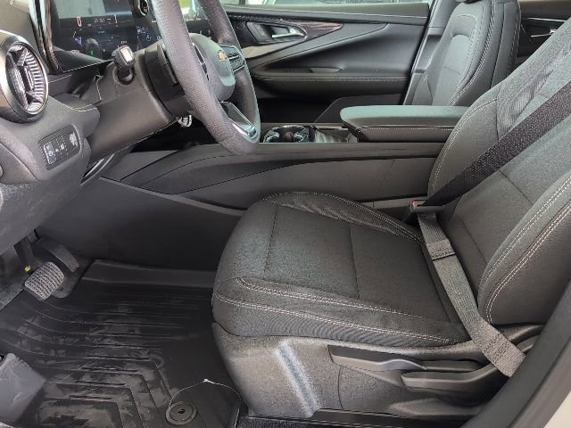 New 2026 Chevrolet Blazer EV LT image 11