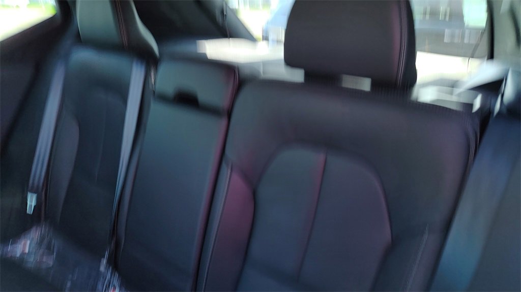 New 2026 Volvo XC40 B5 Core image 24