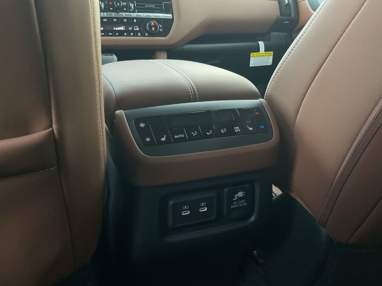 New 2026 Nissan Pathfinder Platinum FWD image 17