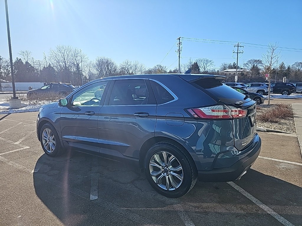 Used 2019 Ford Edge Titanium w/ Equipment Group 301A image 3