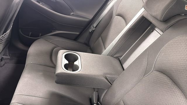 Used 2020 Hyundai Elantra GT image 36