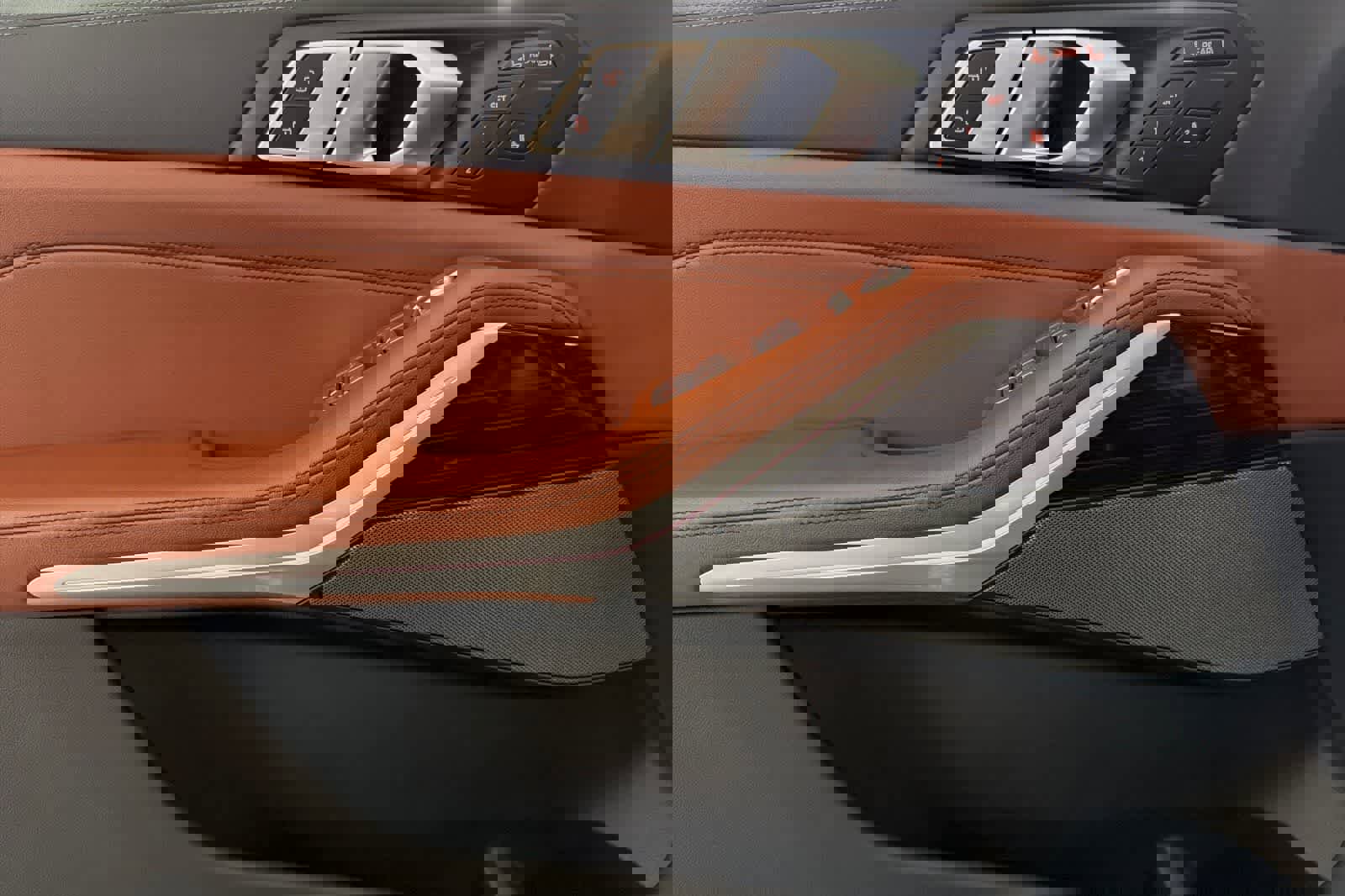 Certified 2024 BMW X7 xDrive40i w/ M Sport Package image 12