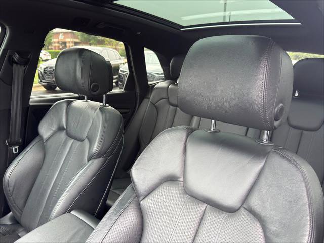 Used 2020 Audi SQ5 Prestige AWD/4WD image 12