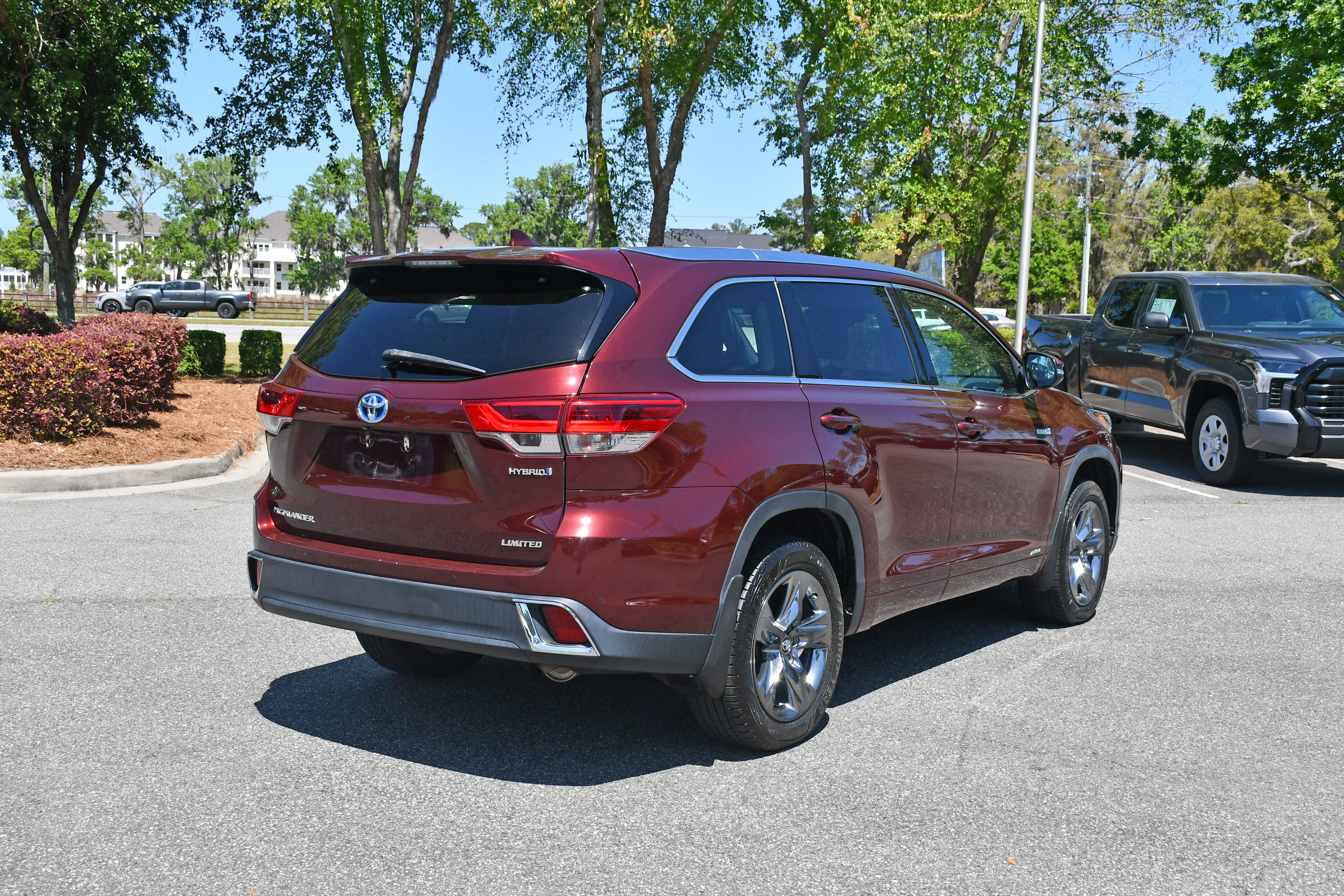 Used 2019 Toyota Highlander Limited Platinum image 4