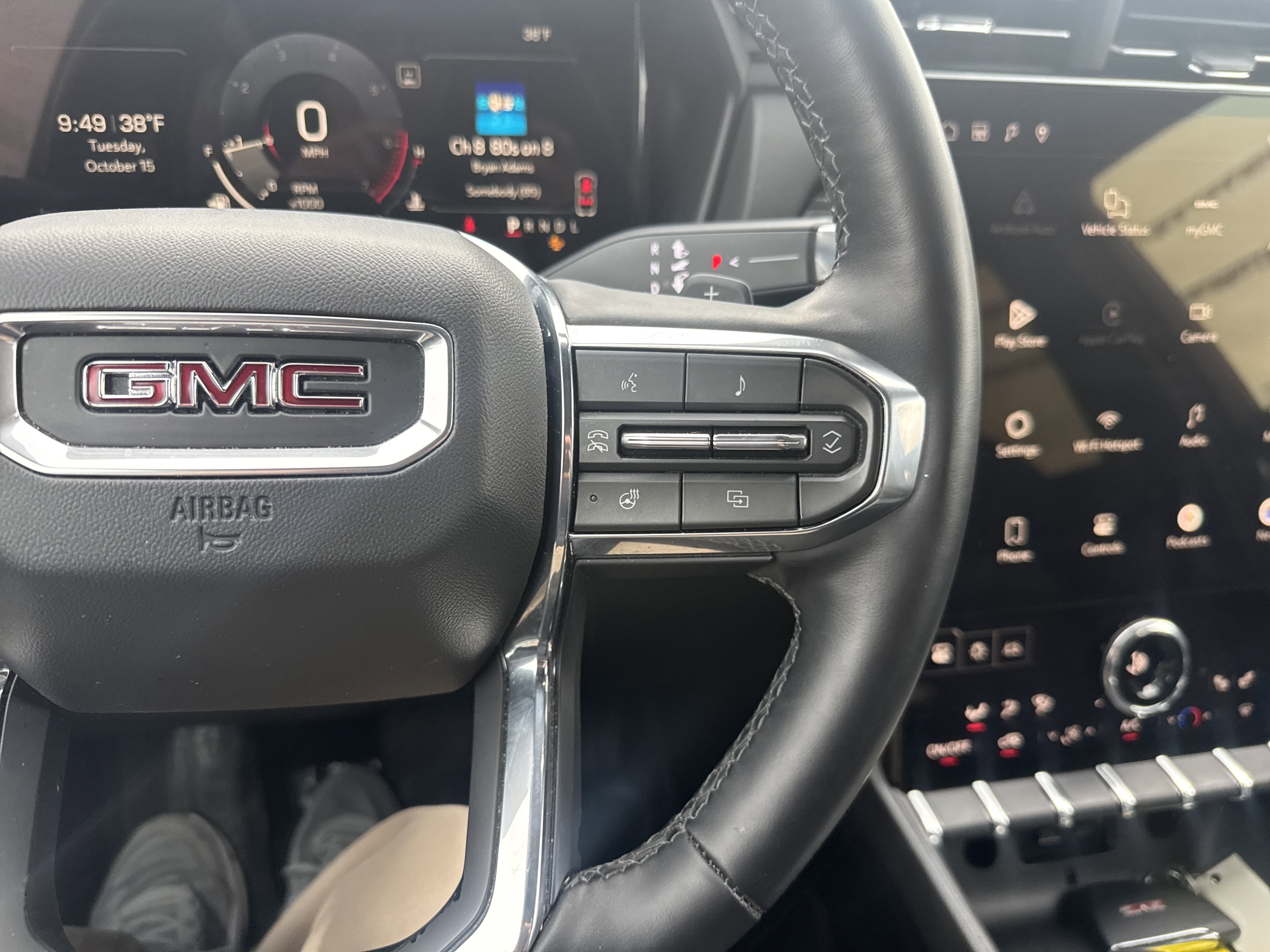 Used 2025 GMC Terrain Elevation AWD/4WD image 19