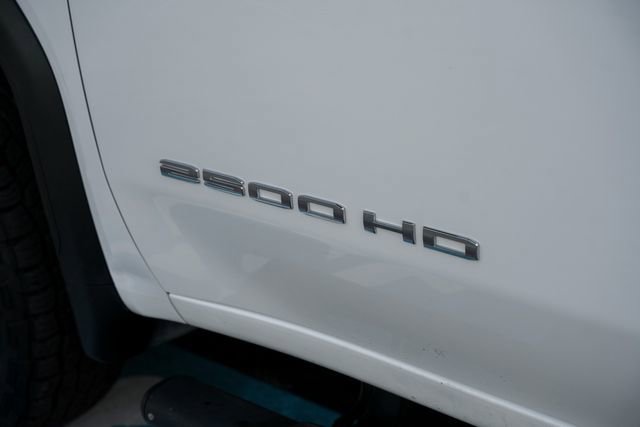 Used 2023 GMC Sierra 2500 SLE w/ SLE Convenience Package AWD/4WD image 16